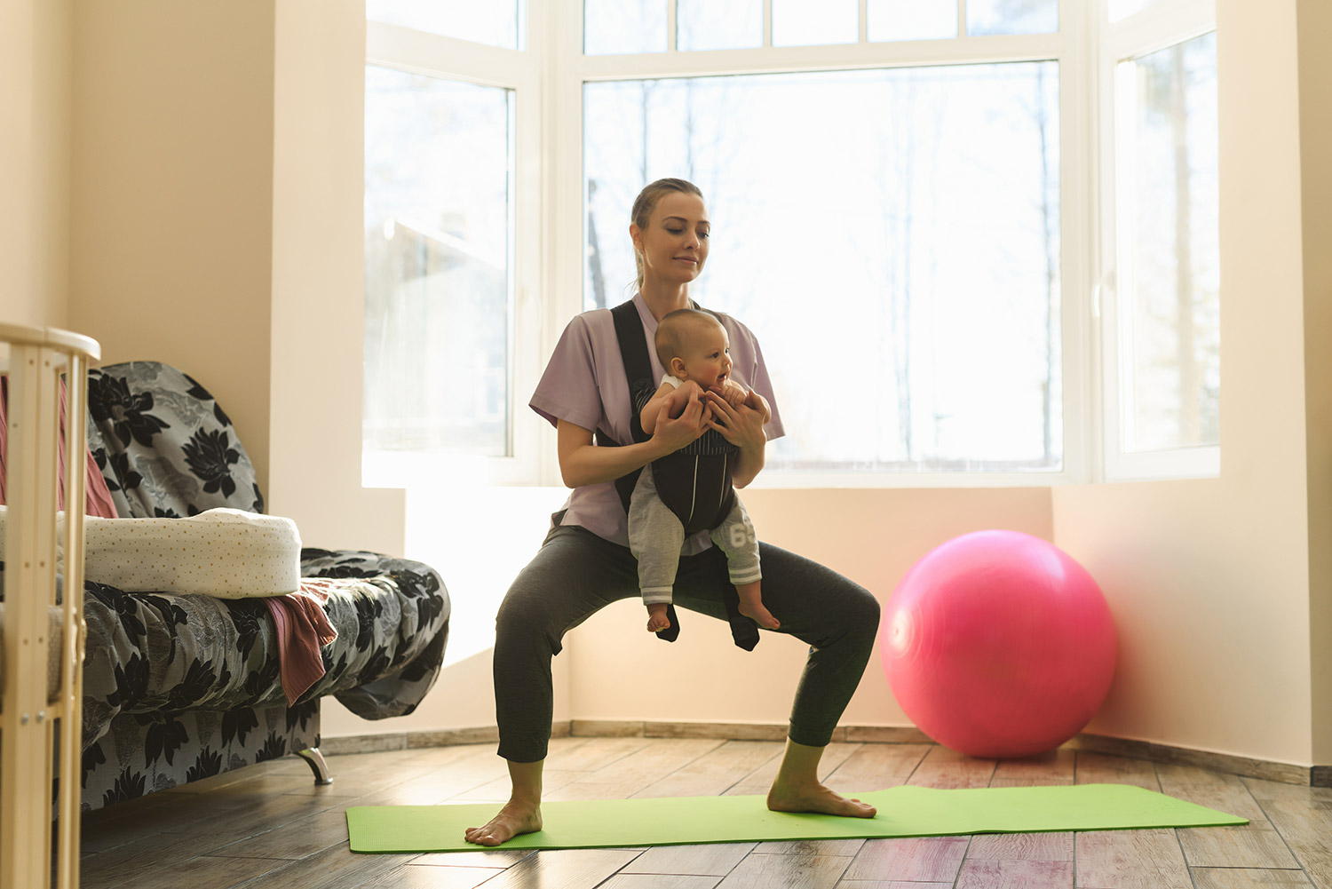 L’allattamento al seno e il ritorno alla forma fisica: 12 consigli per le neo mamme