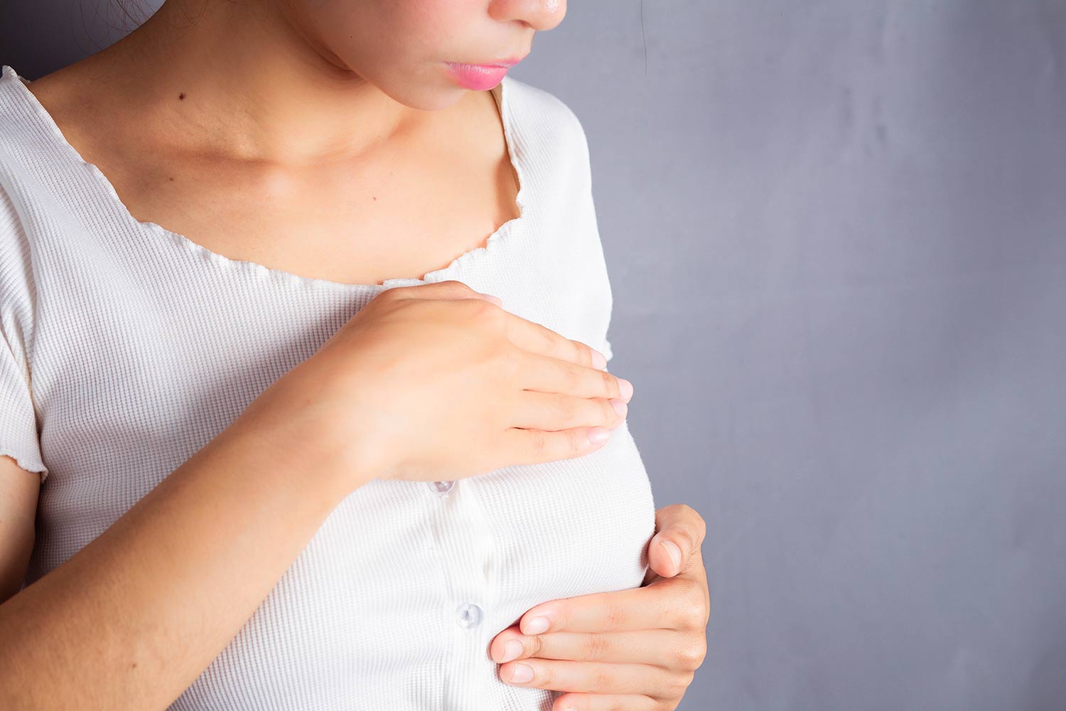 Problemi dell’allattamento al seno: ingorgo mammario, mastite e altri